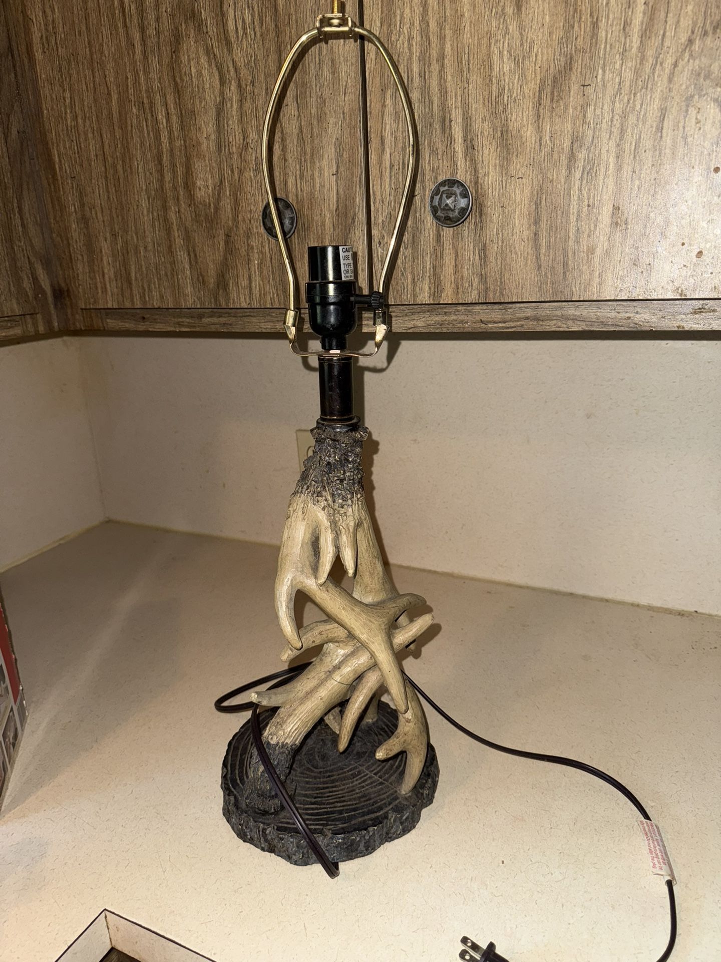 Deer antler Lamp 2 Avail