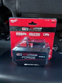 Milwaukee M18 18V Lithium-Ion REDLITHIUM FORGE XC 8.0 Ah Battery Pack