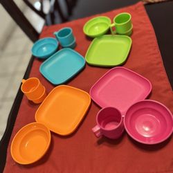 Set De 12 Piezas Para Niña Tuperware Nuevo