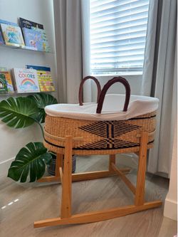 Design Dua - Baby Bassinet