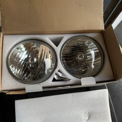 2016 Jeep Wrangler Headlights