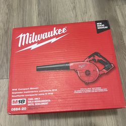 Milwaukee M18 18V Lithium-Ion Cordless Compact Blower (Tool-Only