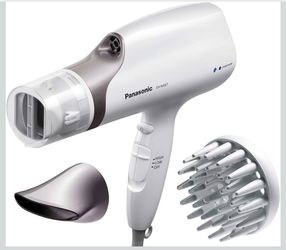 Panasonic Nanoe Salon Hair Dryer with Oscillating Quickdry Nozzle, Blow Dryer with Diffuser and Concentrator Attachments, 3 Speed Heat Settings for Ea