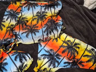 3 pics bathing suit