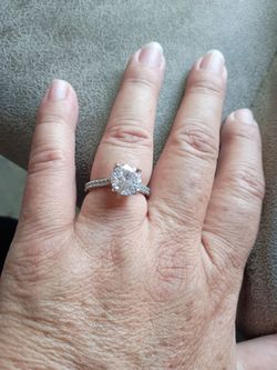 Anillo de plata solitario