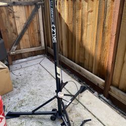 SKILLZ Portable Hitting Station