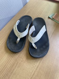 Hoka Womens Flip Flops Size 7