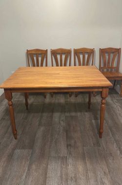 Wood table & chairs