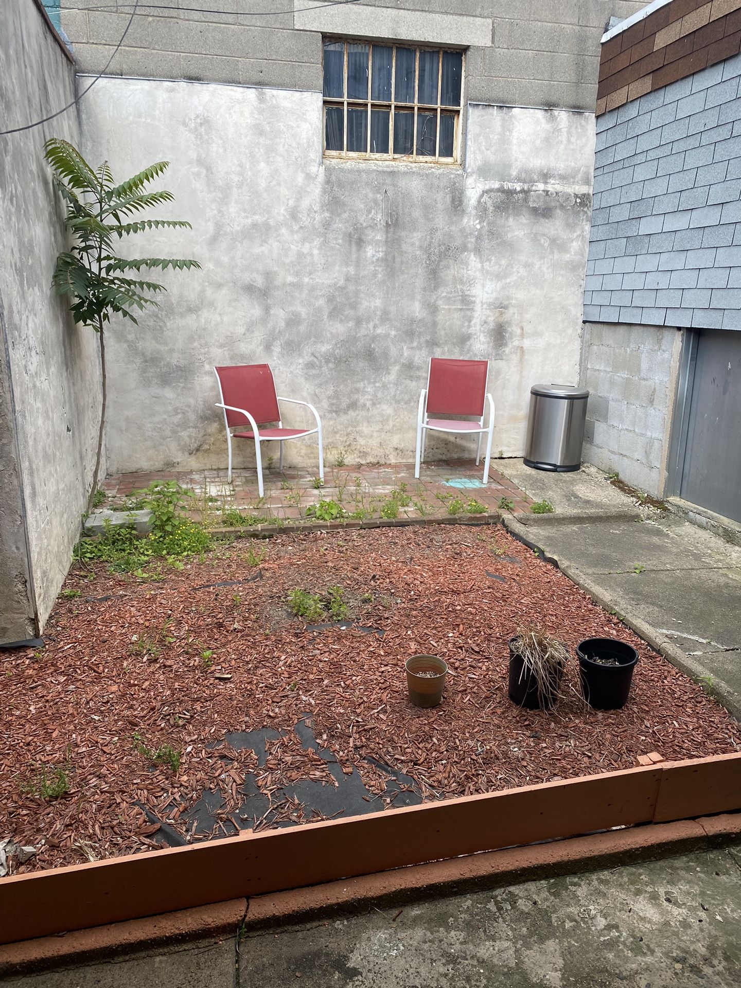 Water 3 Bed /2 Bathroom Next Door Lott Could Be A Garage