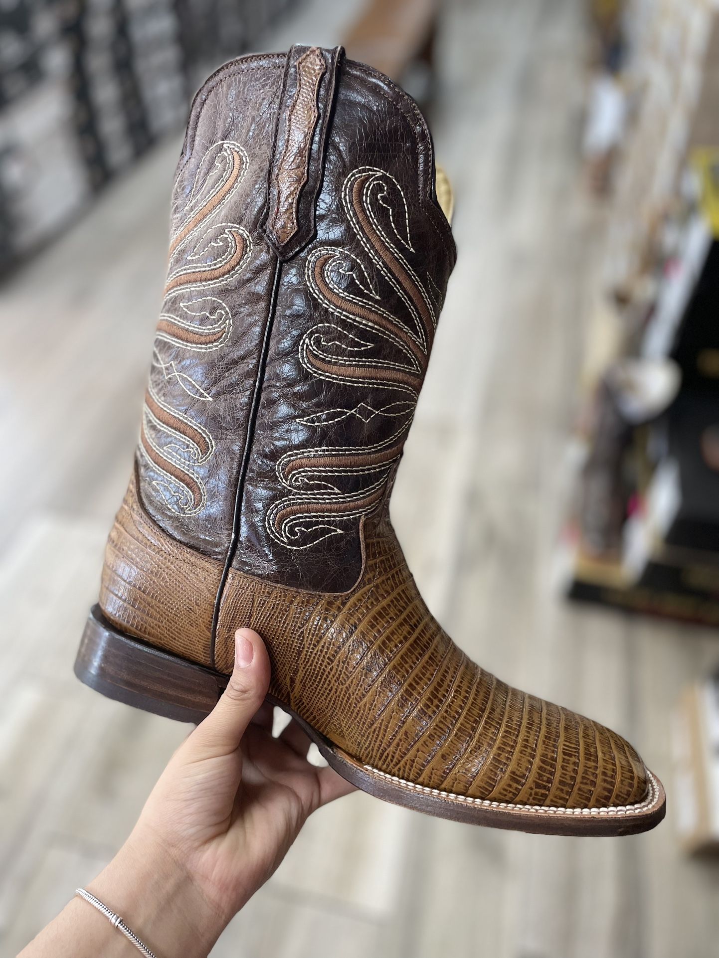 mens western boots