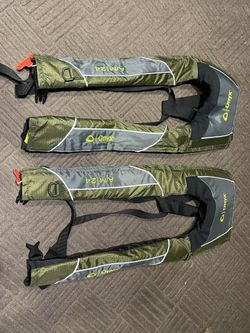 Onyx A/M 24 inflatable life vest