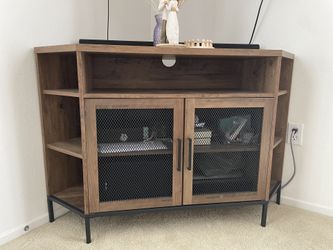 Media Console Corner