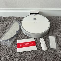 Roborock E5 Robot Vacuum & Mop with Remote + New Unused Mop Pad + Extra Filter