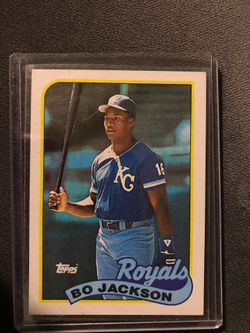 1989 Topps Bo Jackson card