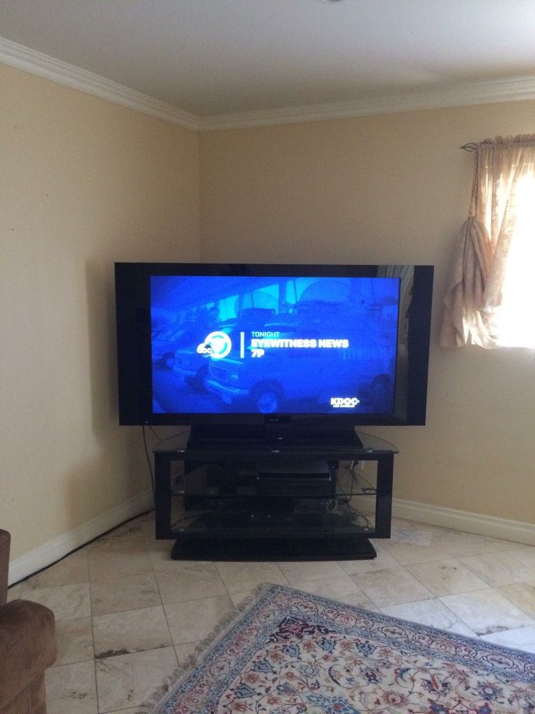 Pioneer Elite Kuro PRO-151FD 60" 1080p HD Plasma Television with stand