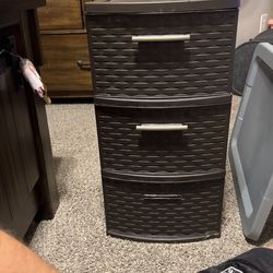 Plastic 3 Drawer Stack