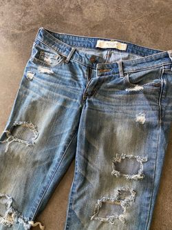 Abercrombie & Fitch distressed jeans