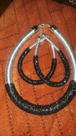 Necklace with earrings...