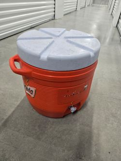 Gatorade Beverage Cooler Dispenser