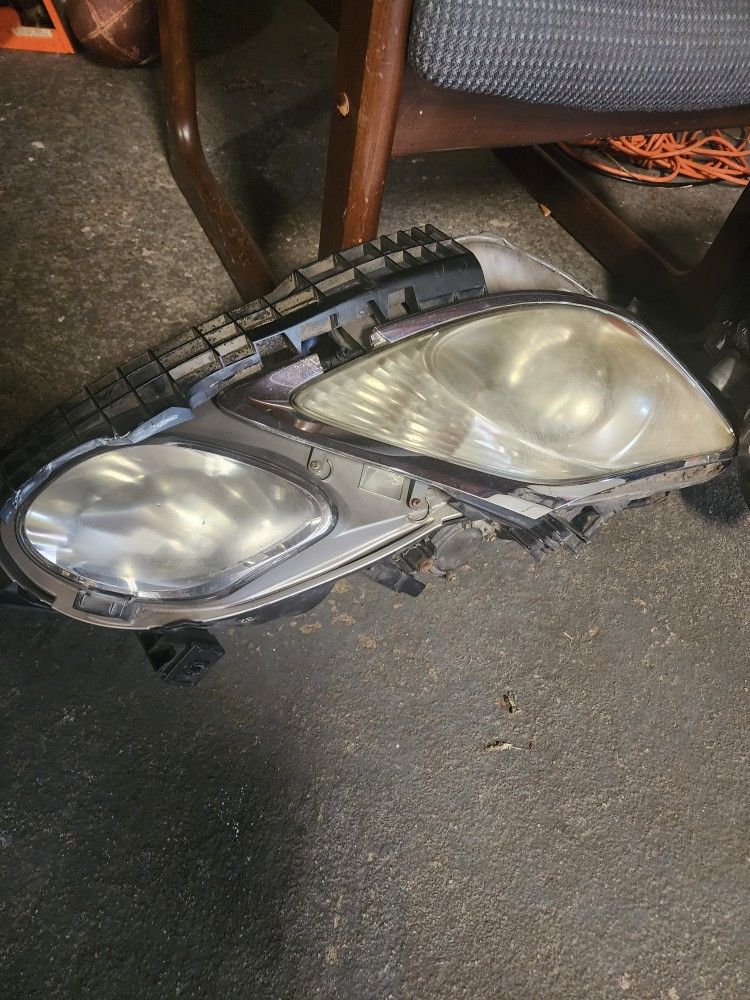 Oem lexus headlight 