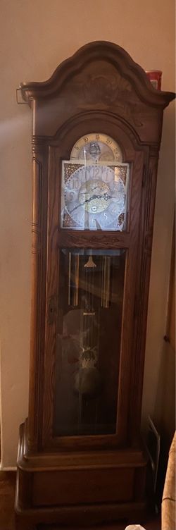 Grandfather Clock-READ AD