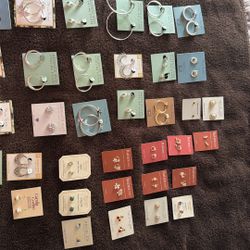Hermosos Aretes Nuevos Para Mujer Joyeria 925 Sterling Silver   Only Available For Pickup In Rancho Cucamonga Price Firm   $30 Each 