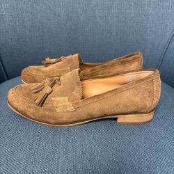 Women’s Franco Sarto Brown Suede Tassel Loafers size 9