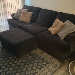 Good Couch And Autumn For Free!