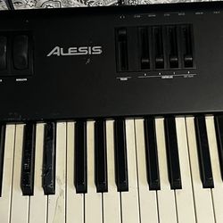 Piano ALSIS QS 8.1