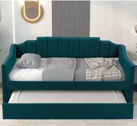 Trundle + Twin mattress (top)