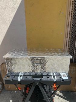 Aluminum Tool Box With Lock 77cm W x 33cm D x 26cm H