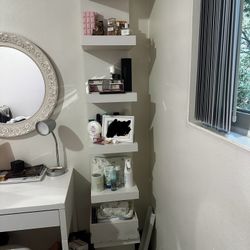 Shelf