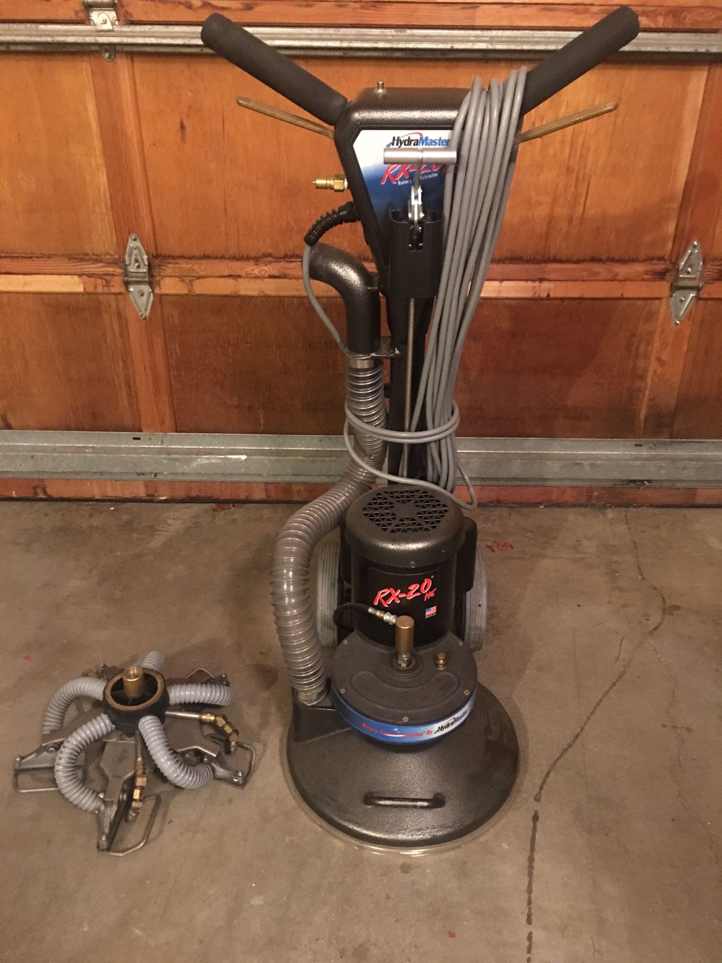 Hydra master RX20 rotary carpet extractor for Sale in BETHEL, WA OfferUp
