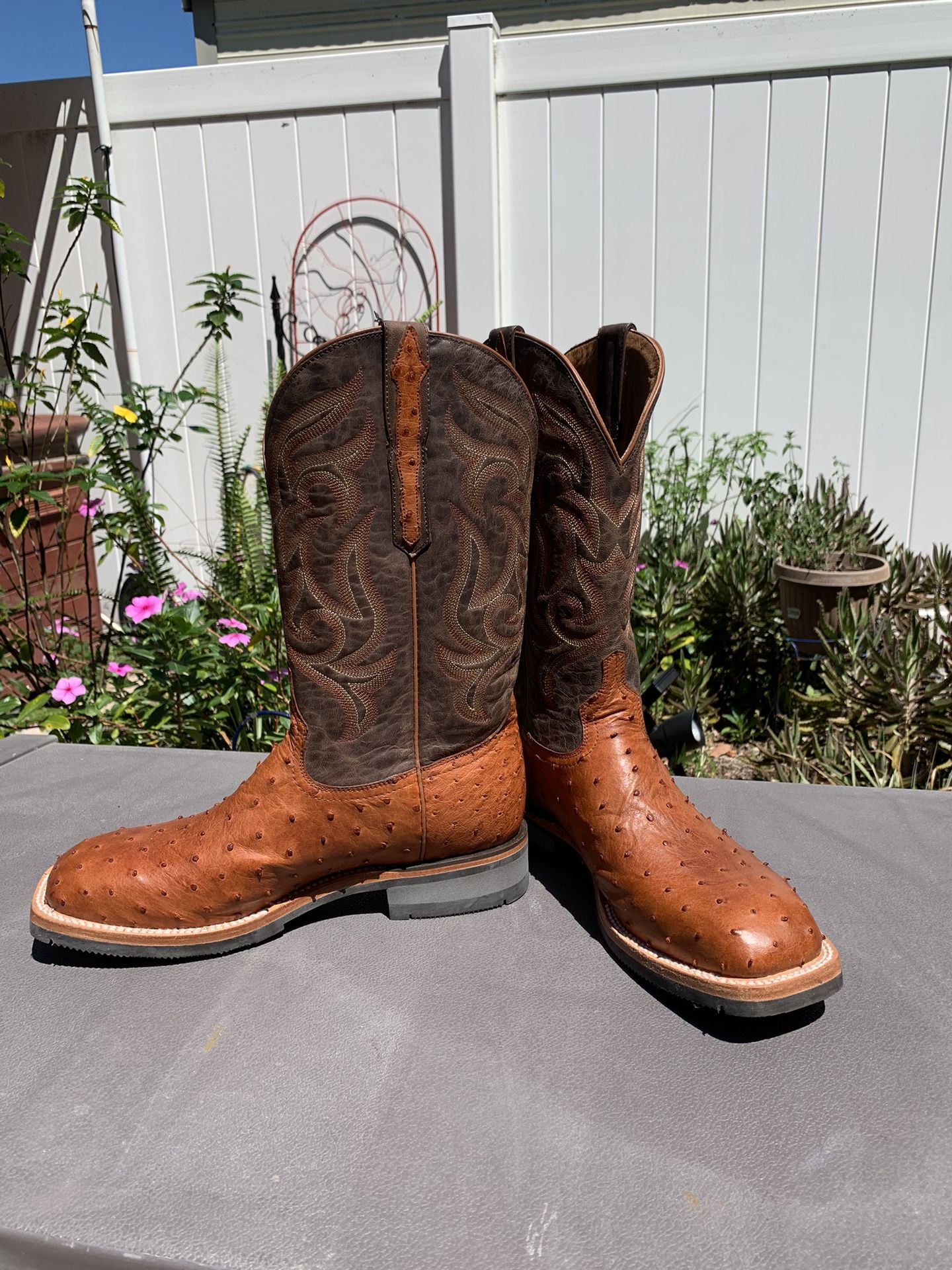 Lucchese Rowdy Ostrich Men’s Cowboy Boots