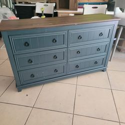 Farmhouse Style dresser