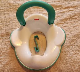 Traning toilet seat for toddlers