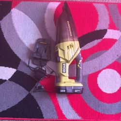 RYOAL Vacuum Cleaner 