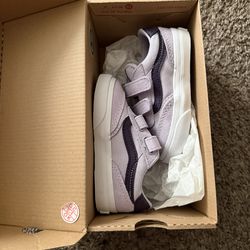 Vans size toddler 7 new in box