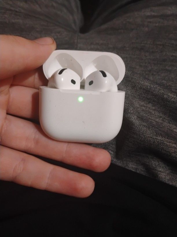 Airpod 4s