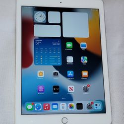 Very Nice Silver APPLE iPad AIR 2 64GB WIFI 9.7 inch Low Price   