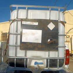 Water gallon 275 gallons