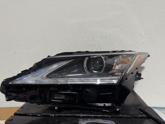 LEXUS RX LEFT HEADLIGHT 2018