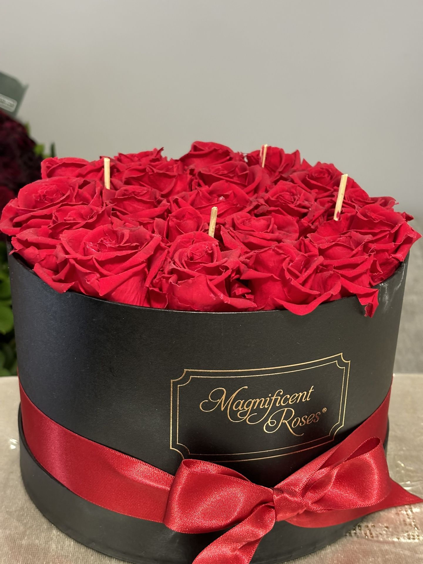 Magnificent Roses – Luxury Red Rose Box Arrangement