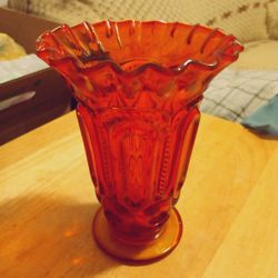 L.E Smith Amberino Glass and bowl set make an offer.