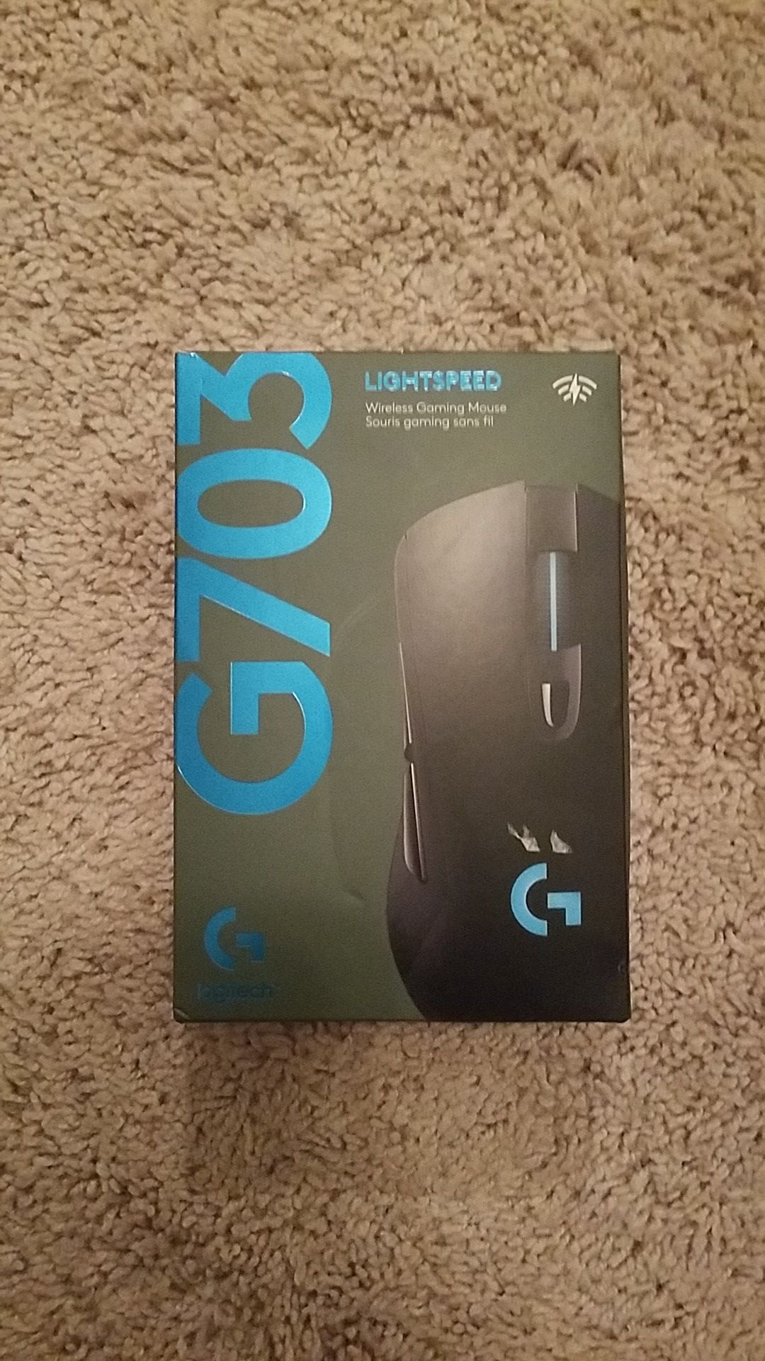 Logitech g703 wireless gaming mouse