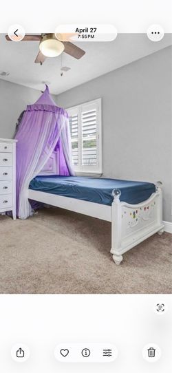 Girls twin bed