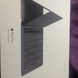 iPad Pro Smart Keyboard 