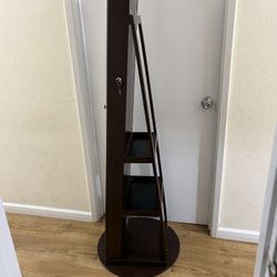 Mirror With Jewelry Organizer 