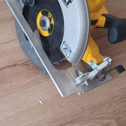 Dewalt 20volt Circular Saw