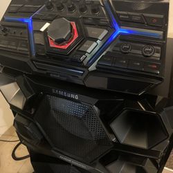 Stereo 200 Or Best Offer